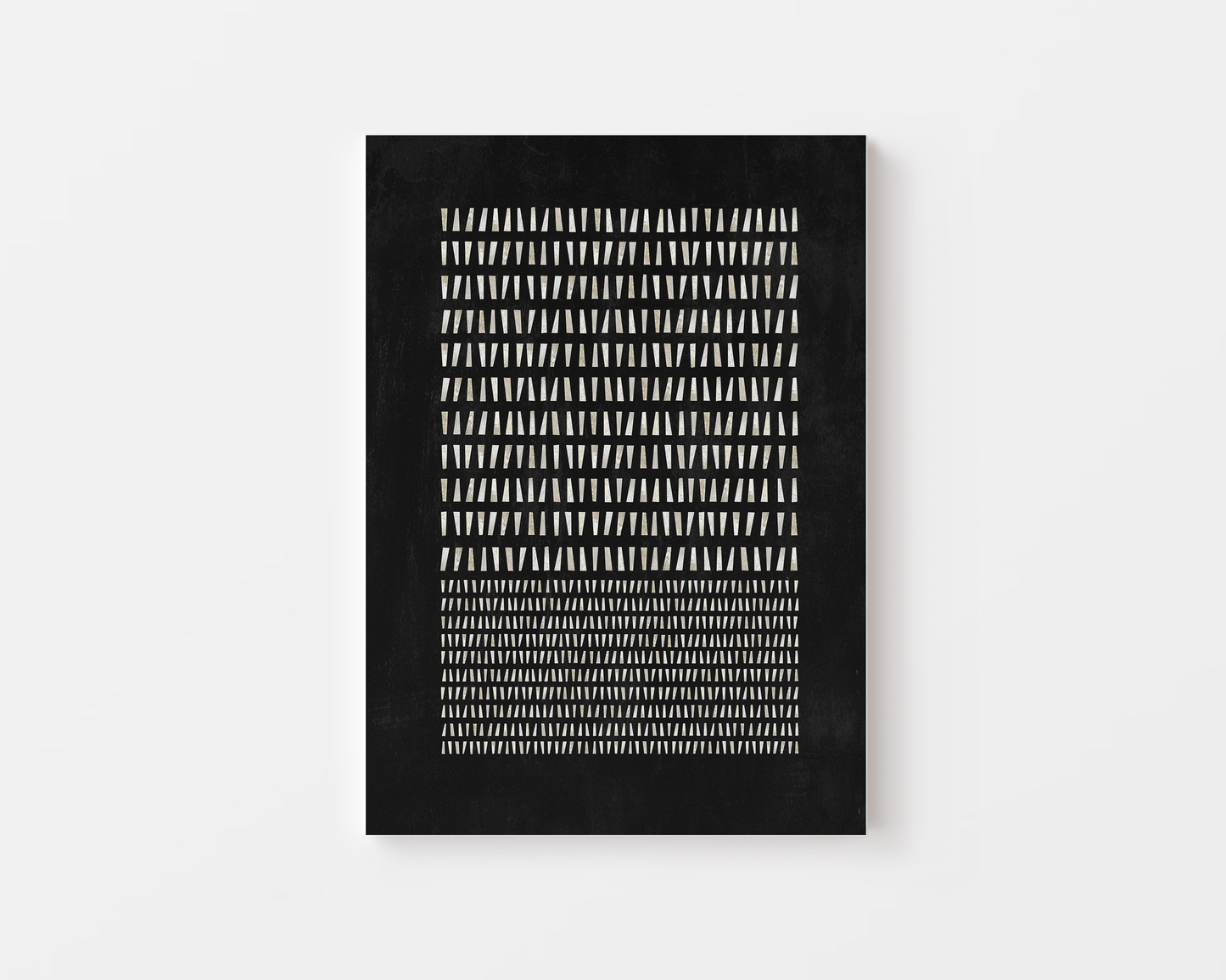 LINEAR BLACK CANVAS
